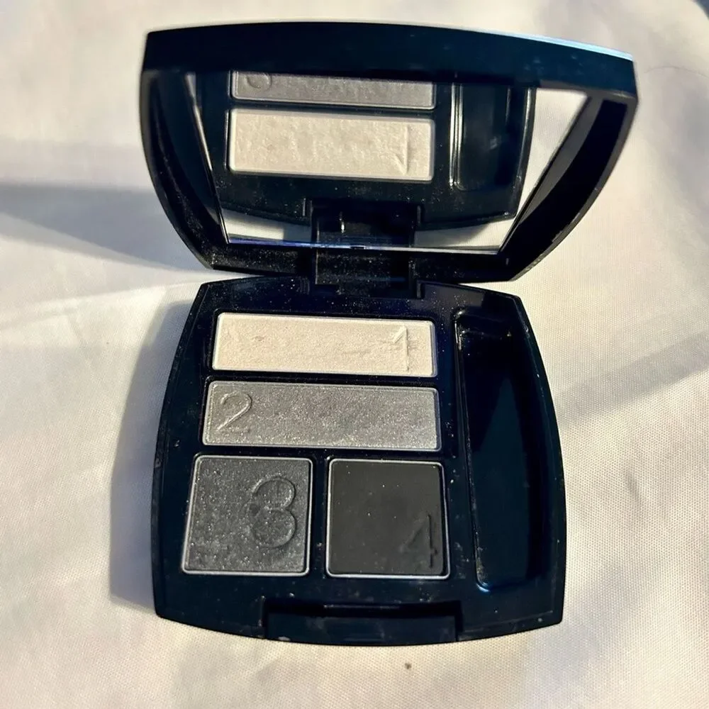 Eyeshadow Highlighter Concealer Palette Shadows Make Up Beauty Face Eyes